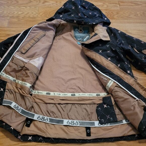 686 Smarty Diamond Boarding Winter Snow Jacket - Picture 10 of 14